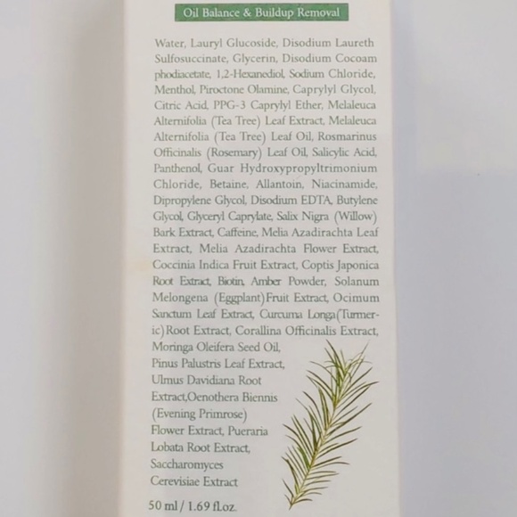 Tea Tree Scalp Treatment | Purifies and Exfoliates Oily Scalp - Picture 4 of 4